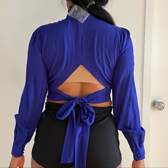 Royal blue peplum sleeved tie back crop blouse - Picture 10 of 10